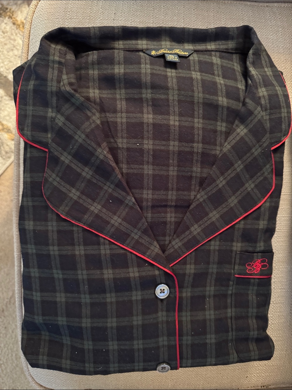 Brooks Brothers pajamas XL black watch plaid with red Logo